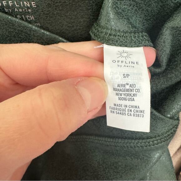 Aerie Offline The Hugger Dark Green Crossover Mid-rise Leggings Size Small - Picture 5 of 7